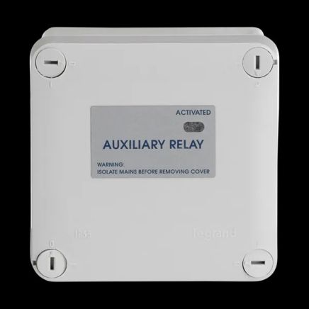 Boxed Relay 24 volt 5 or 8 amp